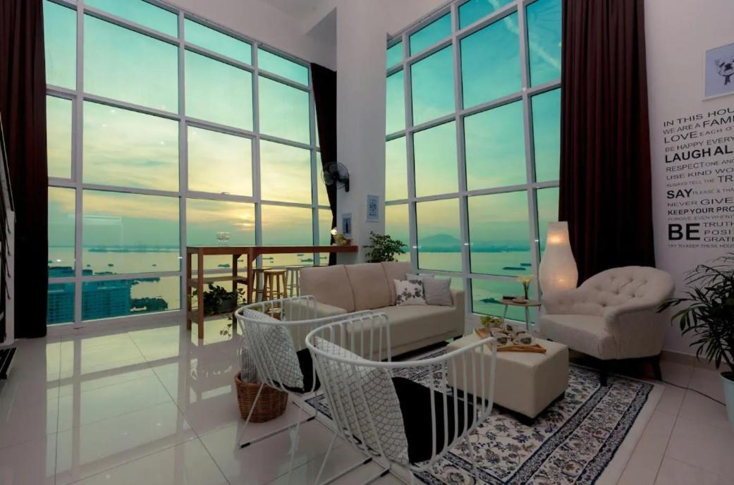 Maritime Suites Holiday Rental George Town Zewnętrze zdjęcie