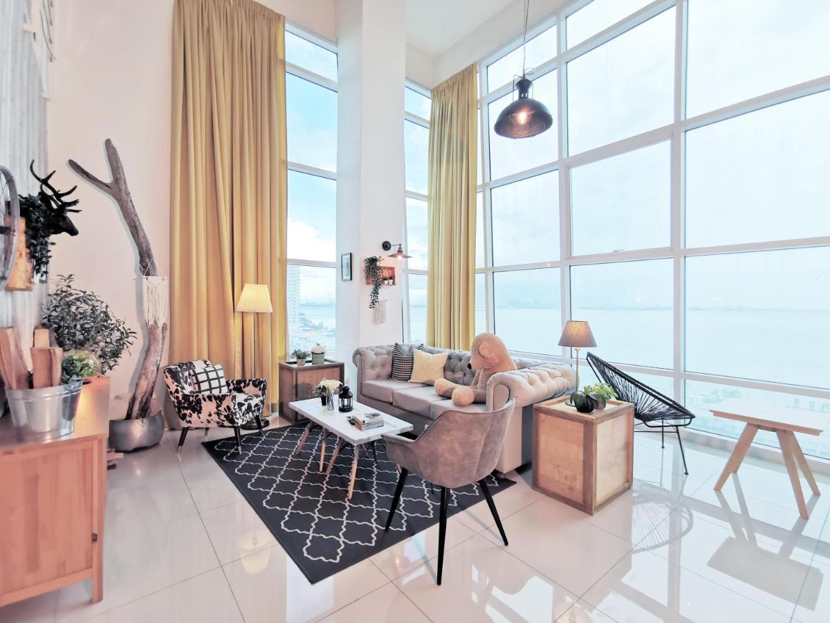 Maritime Suites Holiday Rental George Town Zewnętrze zdjęcie