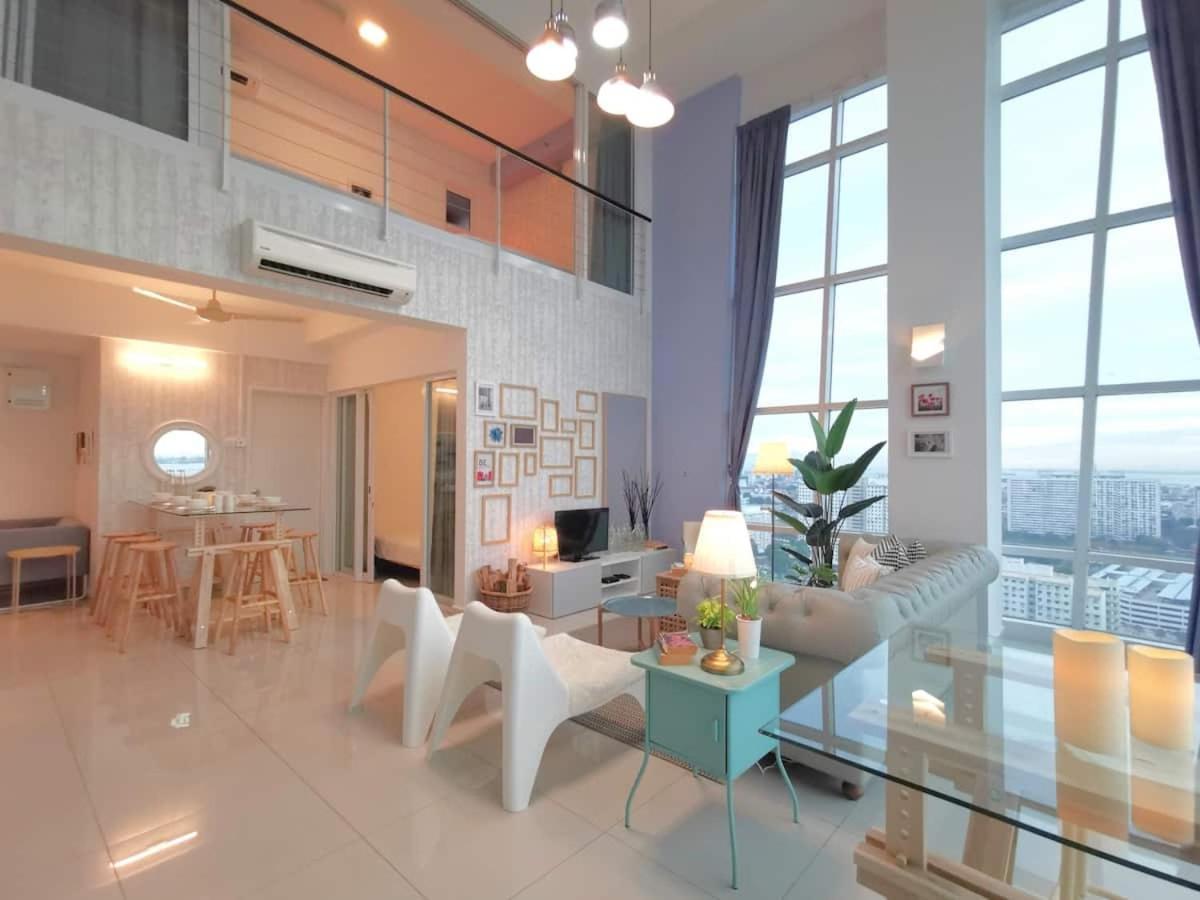 Maritime Suites Holiday Rental George Town Zewnętrze zdjęcie